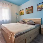 Tatil Evi Hundefreundliches Mit Spielplatz, Privatpool, Kicker, Holzkohlegrill *